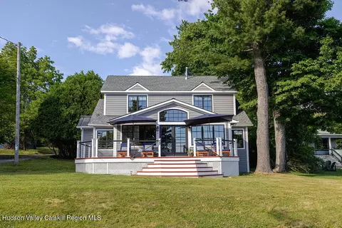 4 Bobolink Rd, Craryville, NY 12521