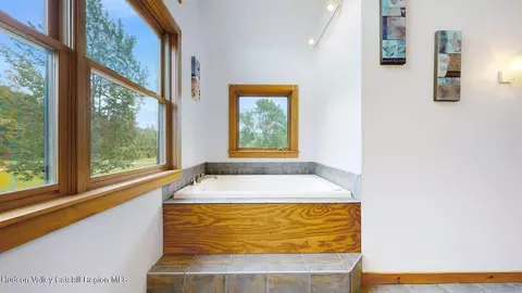 Bath - 33 Elm Ridge Rd, Windham, NY 12496 photo 2 of 3