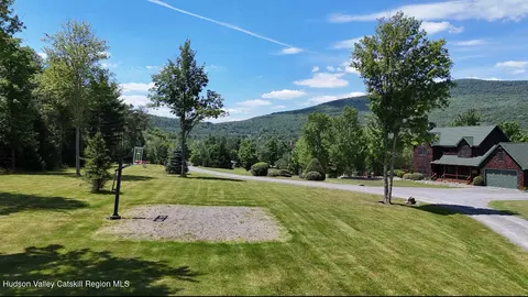 Exterior - 33 Elm Ridge Rd, Windham, NY 12496 photo 16 of 24