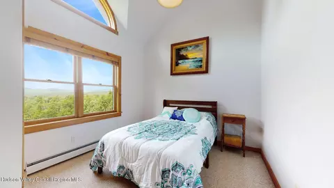 Bedroom - 33 Elm Ridge Rd, Windham, NY 12496 photo 4 of 11