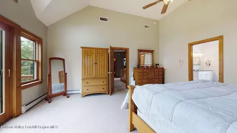 Bedroom - 33 Elm Ridge Rd, Windham, NY 12496 photo 3 of 11