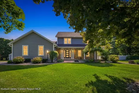 20 Orchard Dr, Queensbury, NY 12804