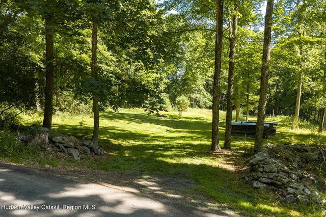 414 Buck Rd, Stone Ridge, NY 12484