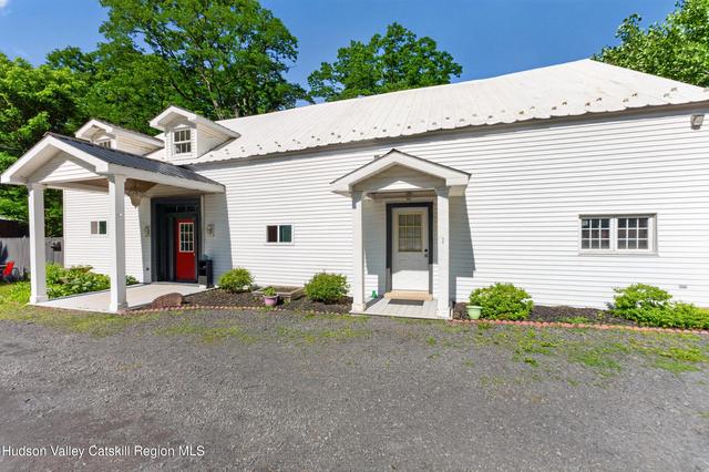 41 Red Mill Rd, Greenville, NY 12083