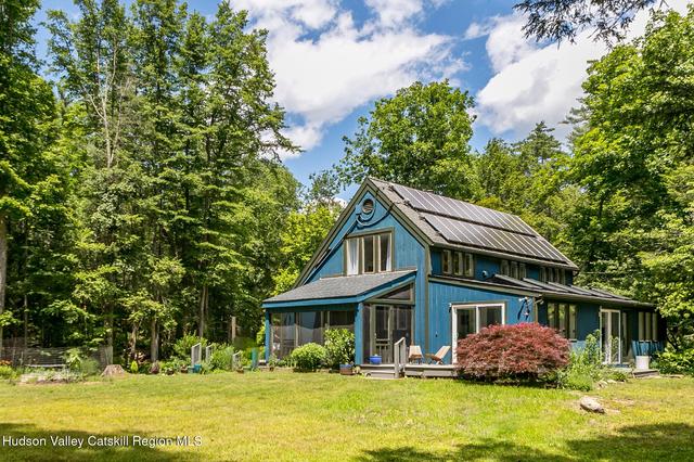 137 Stillwater Rd, Stone Ridge, NY 12484