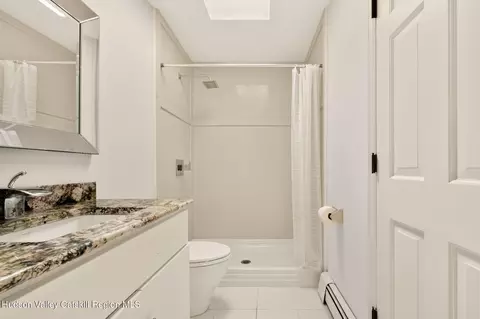 Bath - 2 Verven Rd, Poughkeepsie, NY 12603 photo 1 of 2