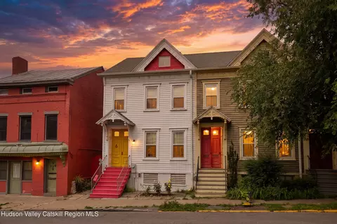 556 State St, Hudson, NY 12534