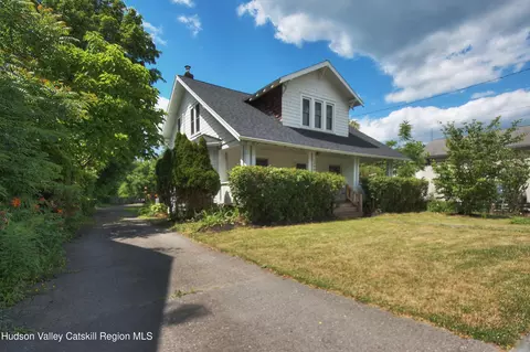3660 Main St, Stone Ridge, NY 12484