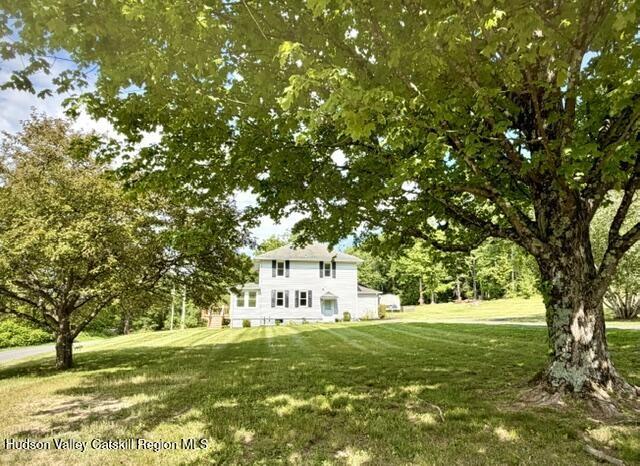 40 Highland Ave, Kerhonkson, NY 12446