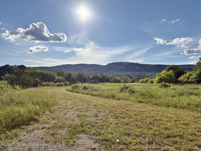 239 Springtown Rd, New Paltz, NY 12561