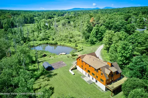 1355 New York 212, Saugerties, NY 12477