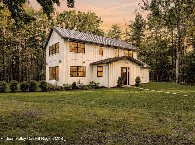 640 Acorn Hill Rd, Olivebridge, NY 12461