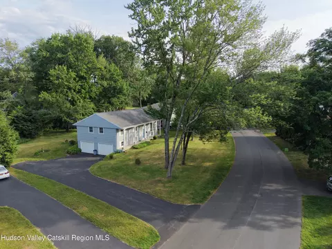 19 Shetland Dr, Delmar, NY 12054 photo 19
