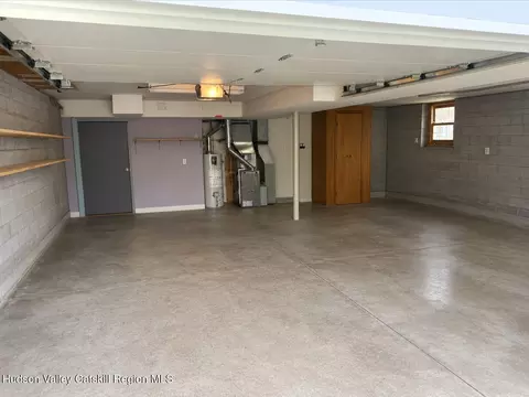 19 Shetland Dr, Delmar, NY 12054 photo 16