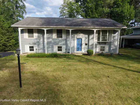19 Shetland Dr, Delmar, NY 12054 photo 20