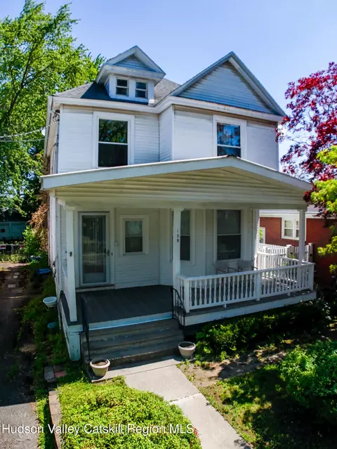 139 Woodlawn Ave, Albany, NY 12208