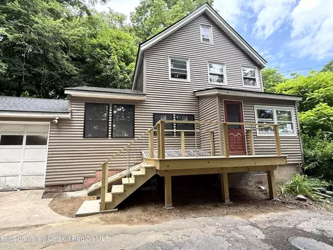 185 W Pierpont St, Kingston, NY 12401