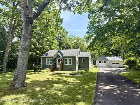 216 Williams Ln, Kingston, NY 12401