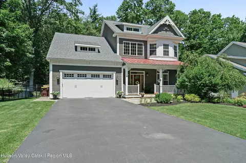 61 Yachtsmans Way, Malta, NY 12020
