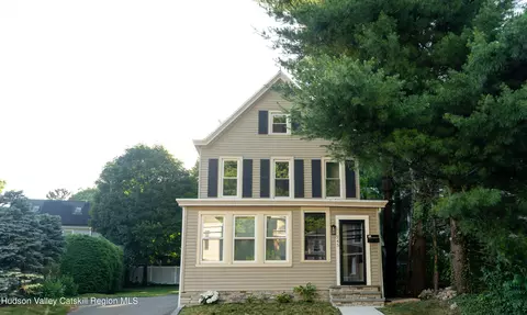 245 E Chester St, Kingston, NY 12401