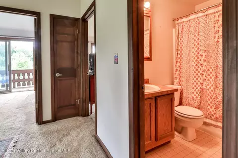 Entry Way - 177 Mill St, Windham, NY 12496 photo 3 of 5