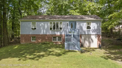 15 Birch Rd, Copake, NY 12516