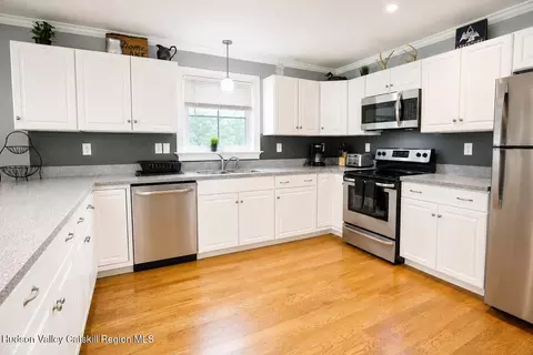 29 Maple Ave, Hunter, NY 12442 photo 5