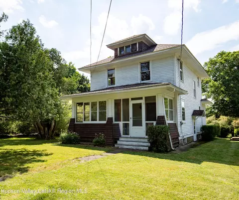 15 Wildey Rd, Barrytown, NY 12507