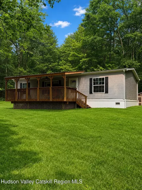 655 Samsonville Rd, Kerhonkson, NY 12446