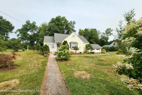 715 Lucas Avenue Ext, Hurley, NY 12443