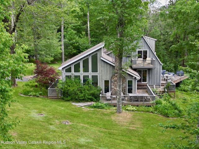 280 Elk Point Rd, Livingston Manor, NY 12758