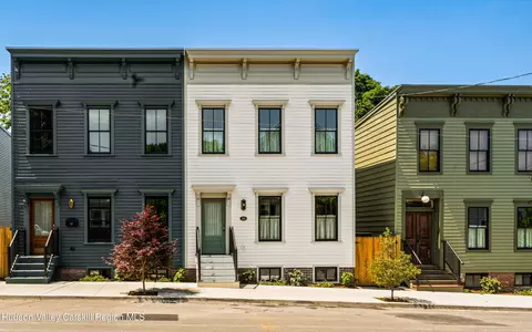 309 State St, Hudson, NY 12534