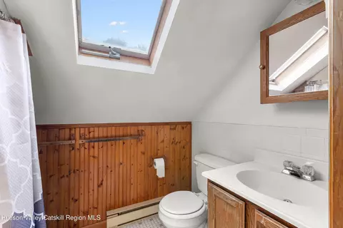 Bath - 33 Viewmont Rd, Copake, NY 12516 photo 3 of 3