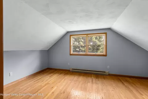 Bedroom - 33 Viewmont Rd, Copake, NY 12516 photo 3 of 6