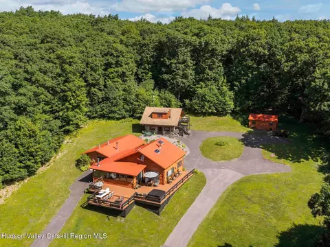 5268 County Route 20, Durham, NY 12422