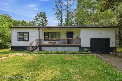 98 Dellay Ave, Kingston, NY 12401