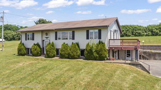 126 Hover Ave, Germantown, NY 12526