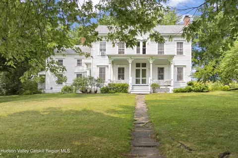333 Co Rd 9, Ghent, NY 12075