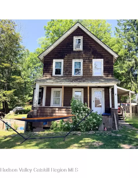 317 Chestnut St, Liberty, NY 12754