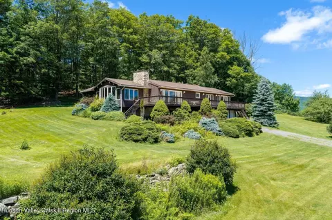 1339 Hard Scrabble Rd, Roxbury, NY 12474