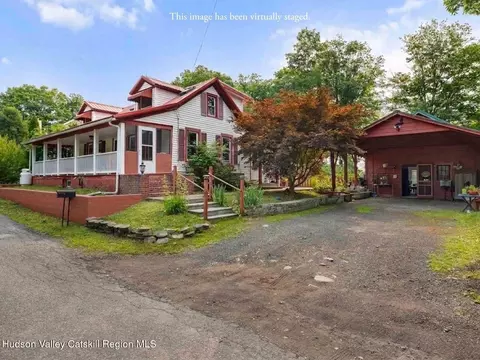 409 Peoples Ln, Saugerties, NY 12477