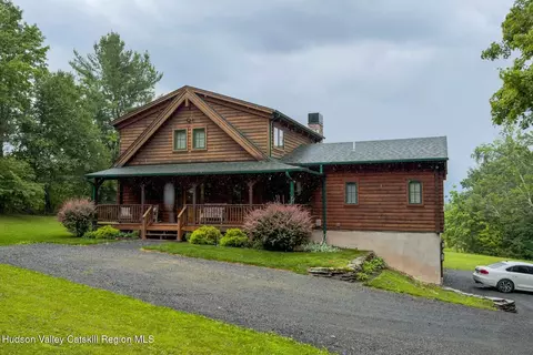292 Van Ettan Rd, Prattsville, NY 12468