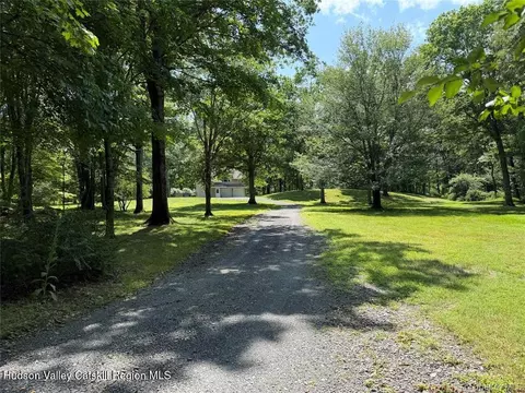 Exterior - 468 Decker Rd, Wallkill, NY 12589 photo 1 of 8