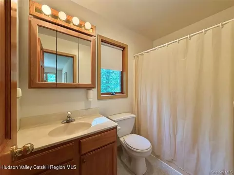 Bath - 468 Decker Rd, Wallkill, NY 12589 photo 1 of 1