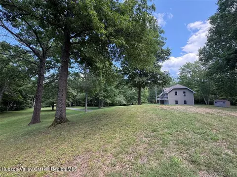 Exterior - 468 Decker Rd, Wallkill, NY 12589 photo 4 of 8