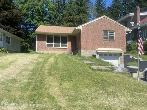 66 Daytona Ave, Albany, NY 12203