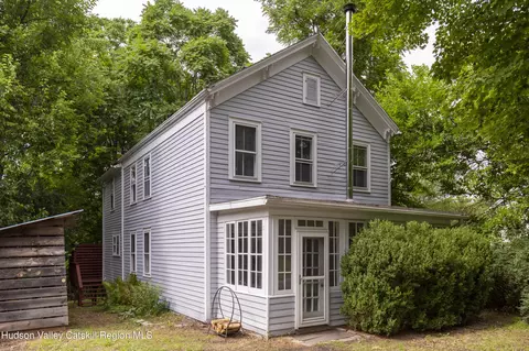 72 Sawdust Ave, Kingston, NY 12401