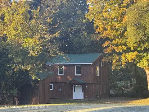 9165 New York 22, Copake, NY 12516