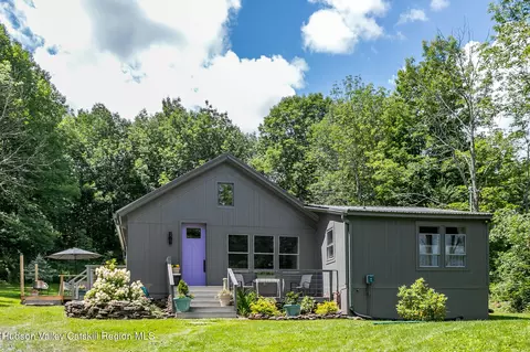 1689 Hard Scrabble Rd, Roxbury, NY 12474