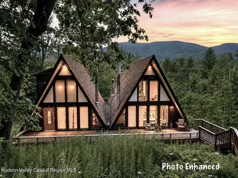 22 Pine Ln, Hunter, NY 12442